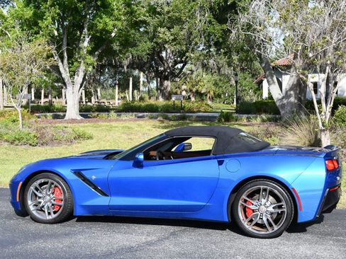 Used 2014 Chevrolet Corvette Stingray Convertible w/ 3LT Preferred Equipment Group RWD image 4