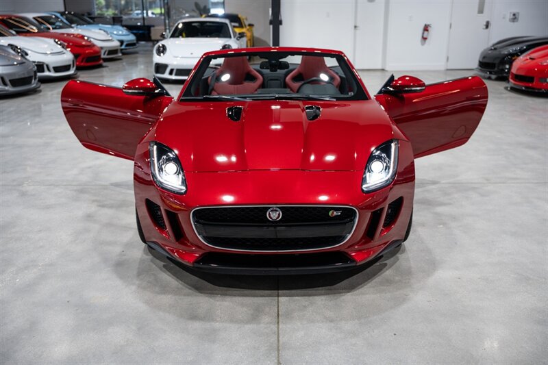 Used 2015 Jaguar F-TYPE S RWD image 38