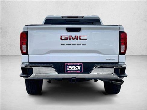 Used 2020 GMC Sierra 1500 SLE w/ SLE Value Package image 4