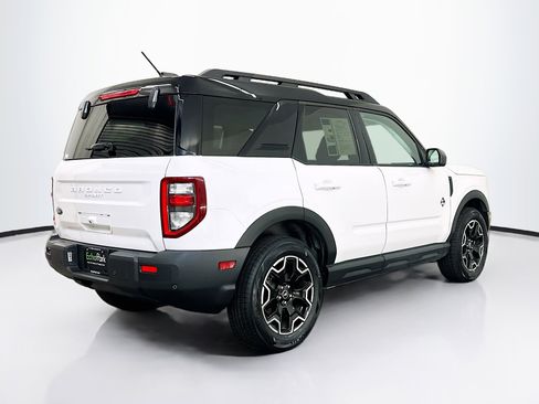 Used 2025 Ford Bronco Sport Outer Banks AWD/4WD image 9