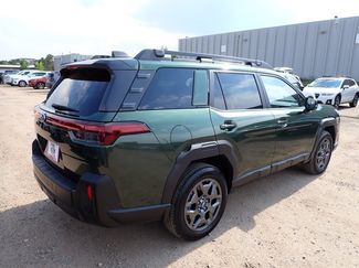 Used 2026 Subaru Outback Premium AWD/4WD video 4