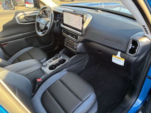 New 2025 Ford Bronco Sport Outer Banks w/ Outer Banks Tech Package+ AWD/4WD image 33
