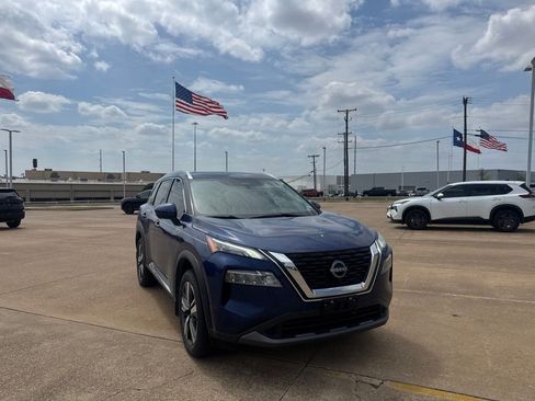 Certified 2023 Nissan Rogue SL w/ SL Premium Package FWD image 2