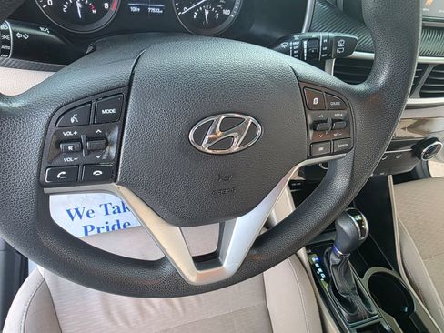 Used 2019 Hyundai Tucson SE FWD image 18