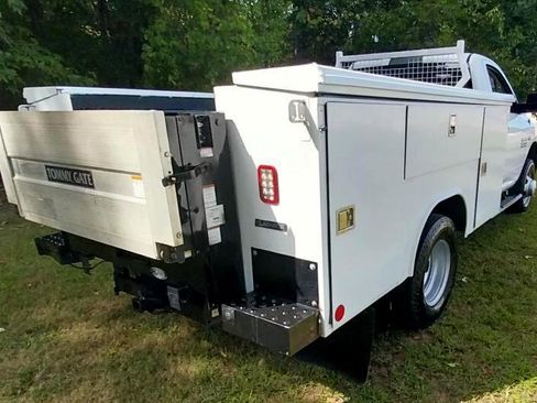 Used 2018 RAM 3500 Tradesman w/ Power & Remote Entry Group image 5