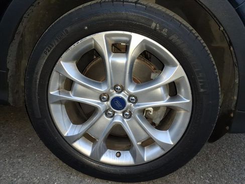 Used 2015 Ford Escape Titanium image 4
