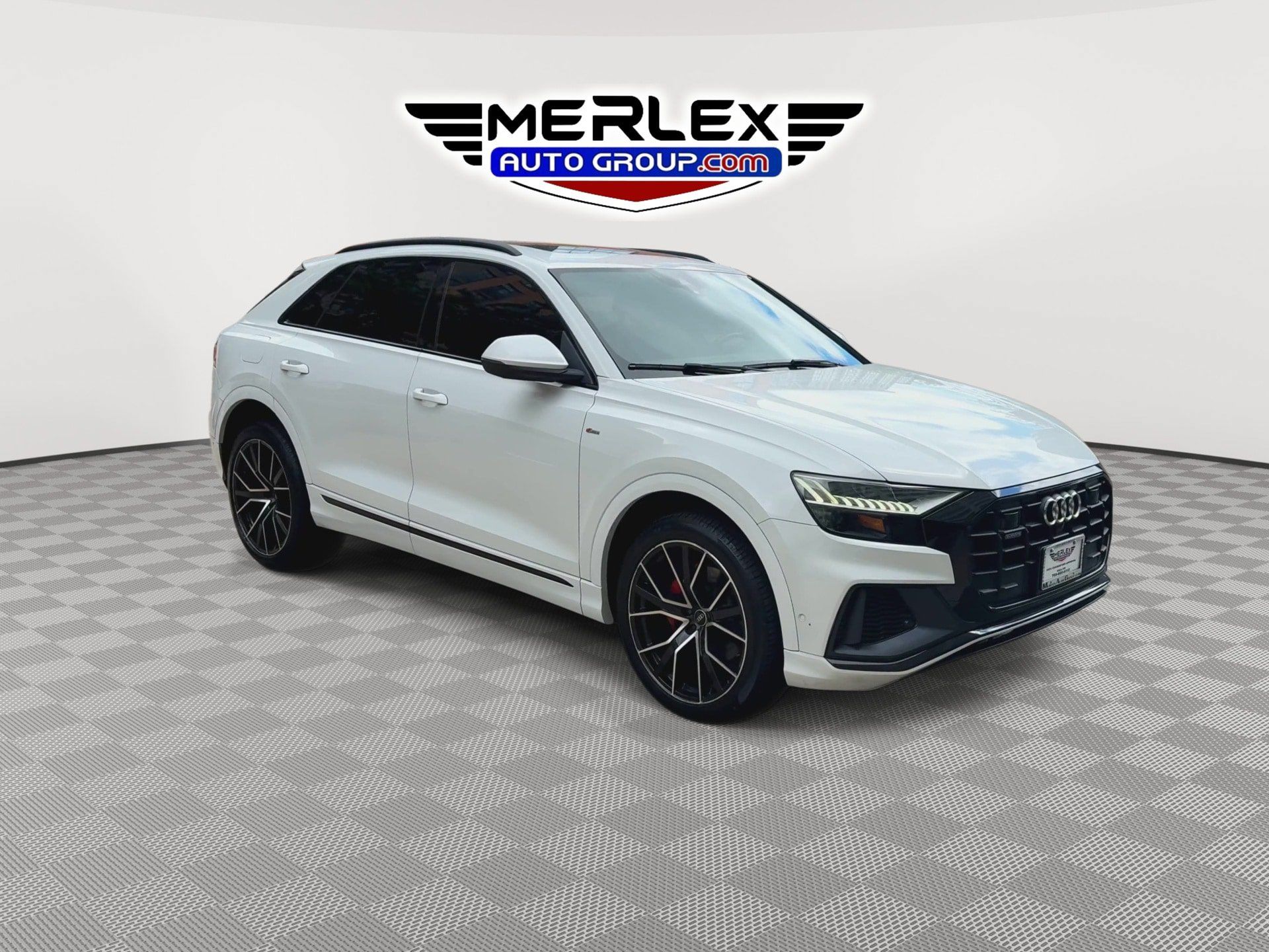 Used 2021 Audi Q8 Premium Plus w/ Premium Plus Package AWD/4WD image 2