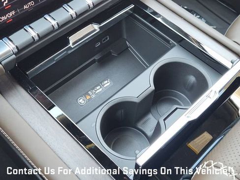 New 2026 GMC Yukon Denali Ultimate w/ LPO, Floor Liner Package AWD/4WD image 16