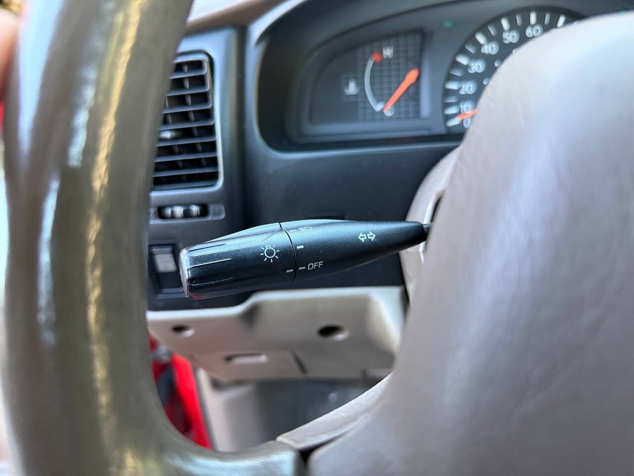 Used 1995 Toyota Tacoma 4x4 Regular Cab image 18