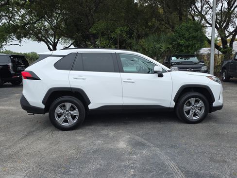 Used 2024 Toyota RAV4 XLE image 8