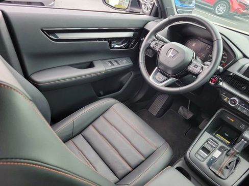 Certified 2025 Honda CR-V Sport Touring image 3