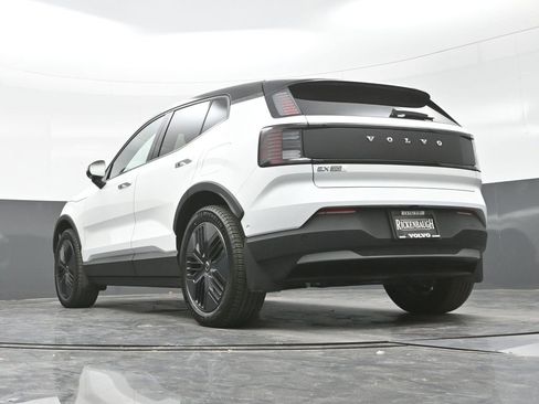 New 2026 Volvo EX30 Cross Country Ultra w/ Protection Package Premier AWD/4WD image 28