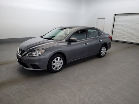 Used 2017 Nissan Sentra S FWD image 2