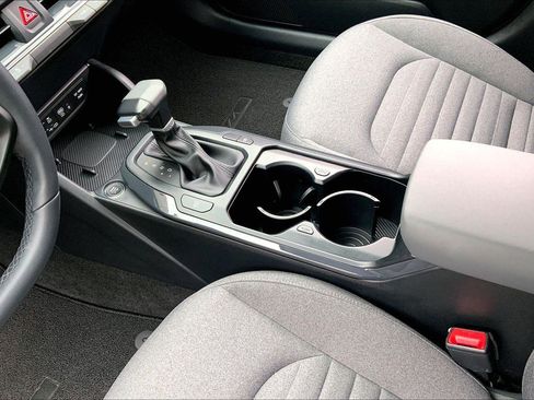 Used 2025 Kia K4 EX FWD image 15