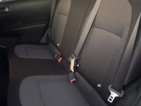 Used 2012 Nissan Rogue SV w/ Premium Pkg image 13