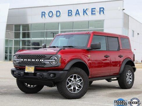 Certified 2025 Ford Bronco Badlands AWD/4WD image 1