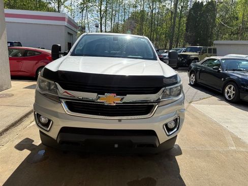 Used 2019 Chevrolet Colorado LT w/ LT Convenience Package AWD/4WD image 16