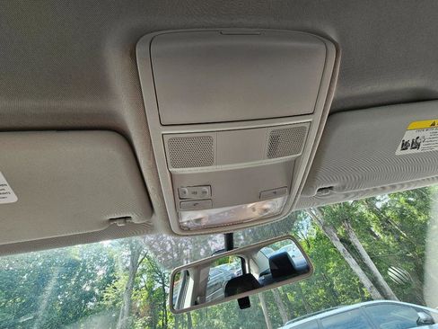 Used 2013 Volkswagen Passat S image 44