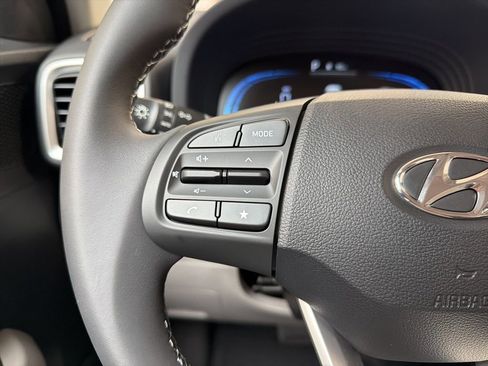 New 2026 Hyundai Venue SEL image 17