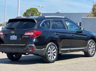 Used 2018 Subaru Outback 2.5i Touring w/ Popular Package #3 AWD/4WD video 2