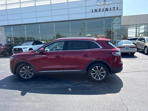 Used 2019 Lincoln Nautilus Select FWD image 11