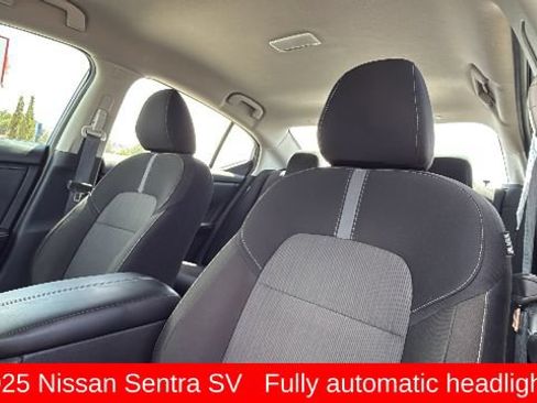 Used 2025 Nissan Sentra SV FWD image 11