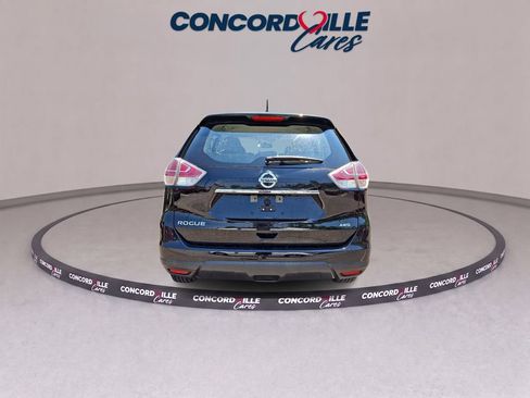 Used 2015 Nissan Rogue S AWD/4WD image 5