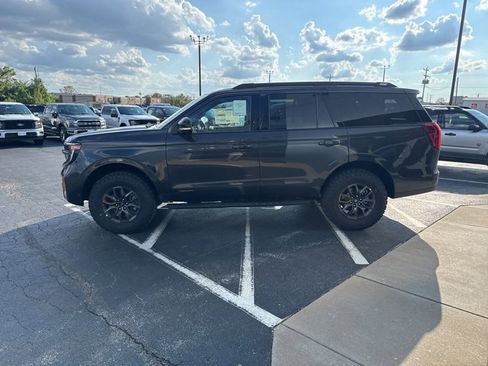 New 2025 Ford Expedition Tremor image 3