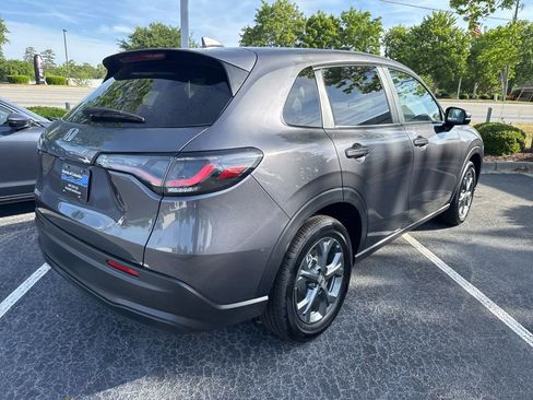 New 2026 Honda HR-V LX image 3