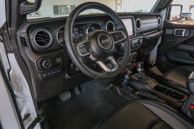Used 2023 Jeep Wrangler Unlimited Rubicon 4xe AWD/4WD image 11