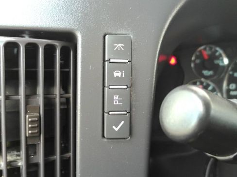 Used 2024 Chevrolet Express 3500 LT w/ LT Preferred Equipment Group RWD image 23