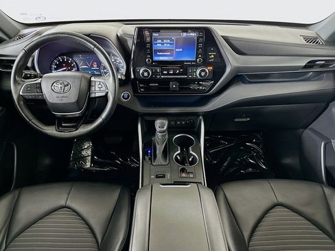 Used 2021 Toyota Highlander XSE FWD image 27