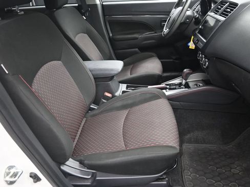 Used 2019 Mitsubishi Outlander Sport LE AWD/4WD image 34