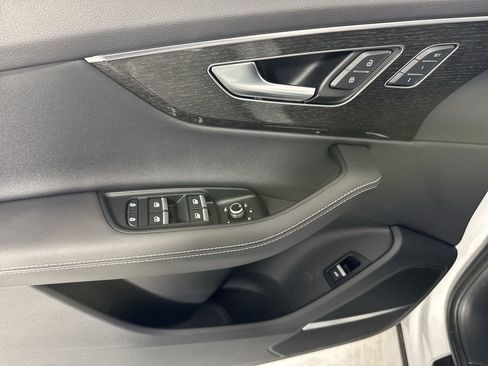 Used 2025 Audi Q7 3.0T Premium Plus w/ Premium Plus Package image 27