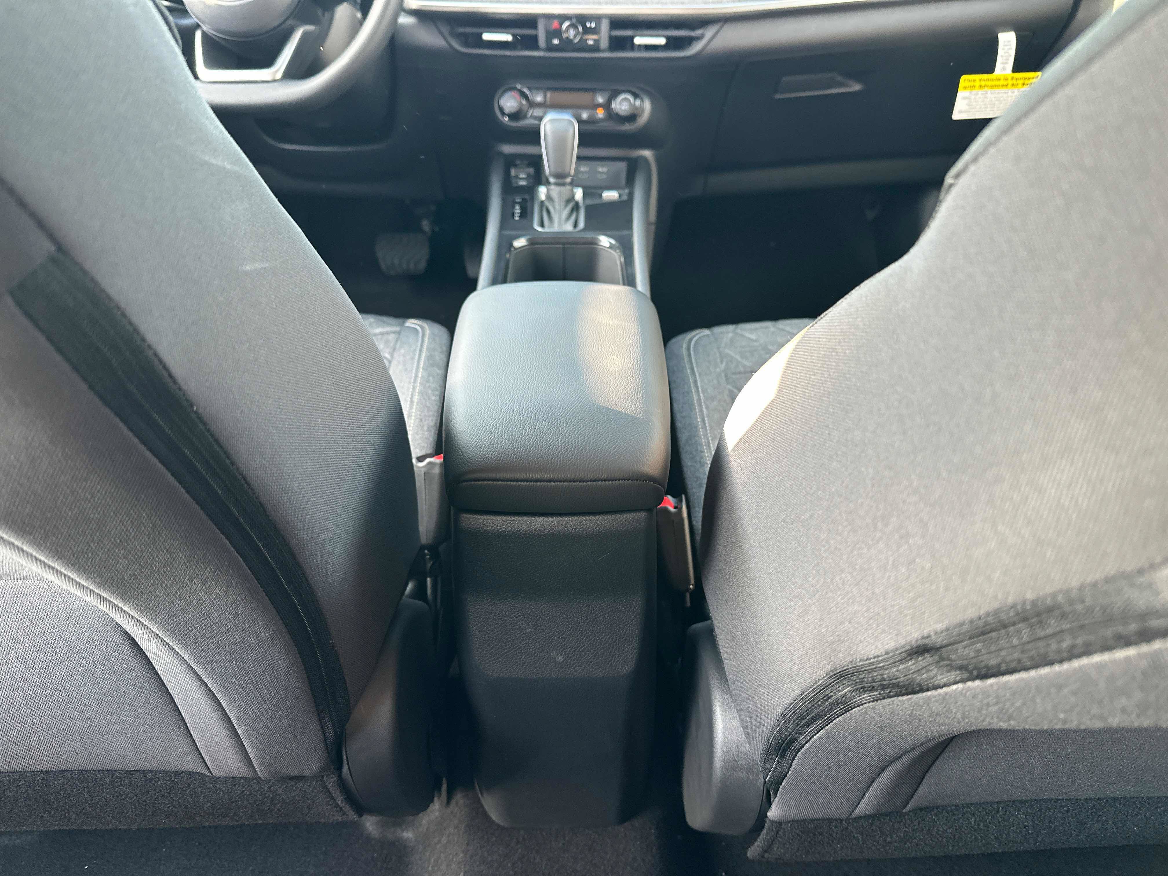 New 2027 Nissan Kicks SV AWD/4WD image 27