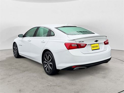 Used 2021 Chevrolet Malibu RS image 3