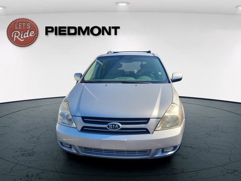 Used 2007 Kia Sedona EX w/ Luxury Pkg FWD image 2