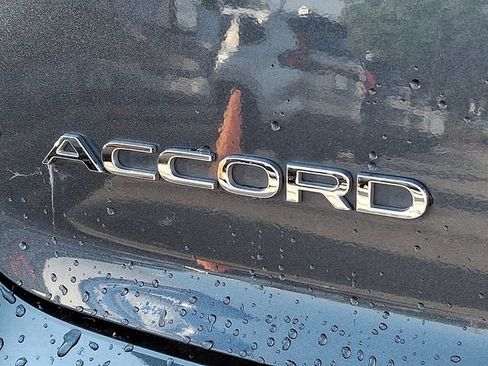 Used 2023 Honda Accord Touring image 31