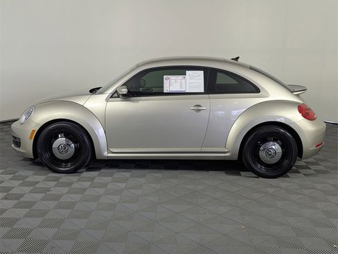 Used 2016 Volkswagen Beetle 1.8T SE image 4