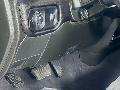 Used 2024 RAM 2500 Big Horn image 10