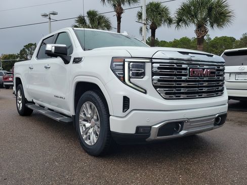 Used 2022 GMC Sierra 1500 Denali image 2