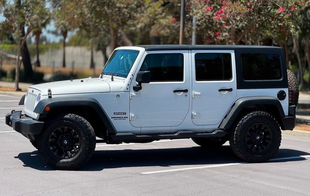 Used 2016 Jeep Wrangler Unlimited Sport AWD/4WD image 8