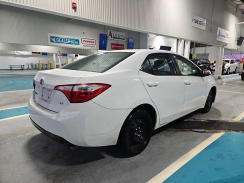 Used 2014 Toyota Corolla LE FWD image 3