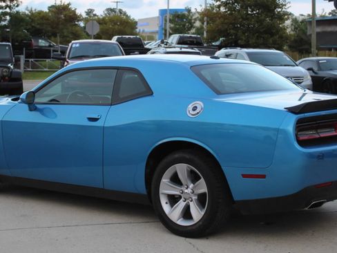 Used 2023 Dodge Challenger SXT RWD image 3