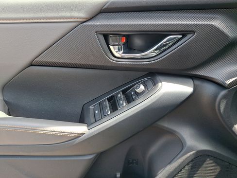 Certified 2024 Subaru Crosstrek 2.5i Limited w/ Crosstrek Mirror Package AWD/4WD image 13