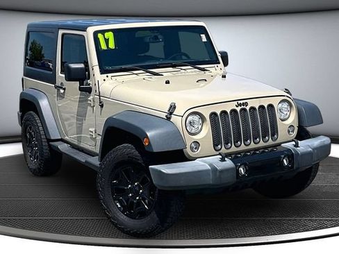 Used 2017 Jeep Wrangler Sport AWD/4WD image 3
