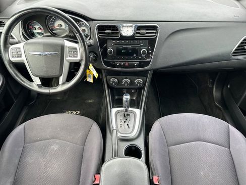 Used 2013 Chrysler 200 Touring w/ Cold Weather Group image 13
