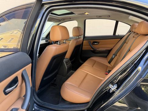 Used 2010 BMW 328i Sedan RWD image 19