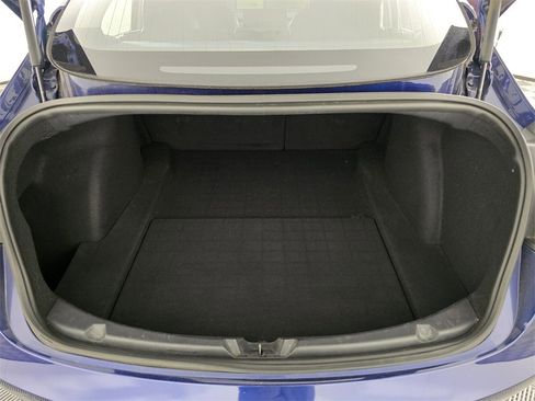 Used 2018 Tesla Model 3 Long Range image 18