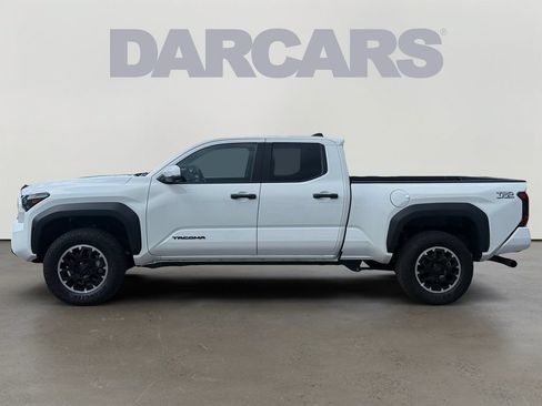 Used 2026 Toyota Tacoma TRD Off-Road w/ TRD Off Road Premium Package AWD/4WD image 4